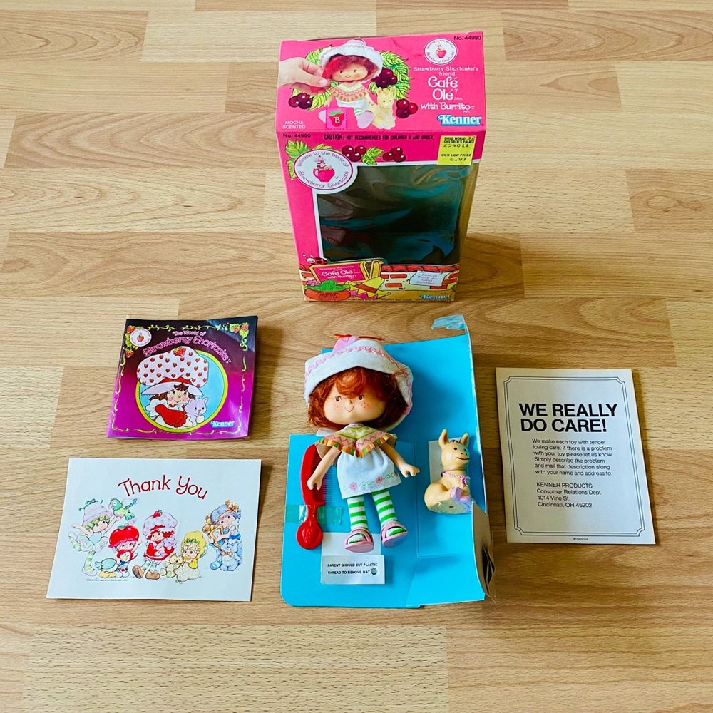 🍓ORIGINAL 1982 STRAWBERRY SHORTCAKE CAFE OLE *COMPLETE BOX SET* - Picture 7 of 8